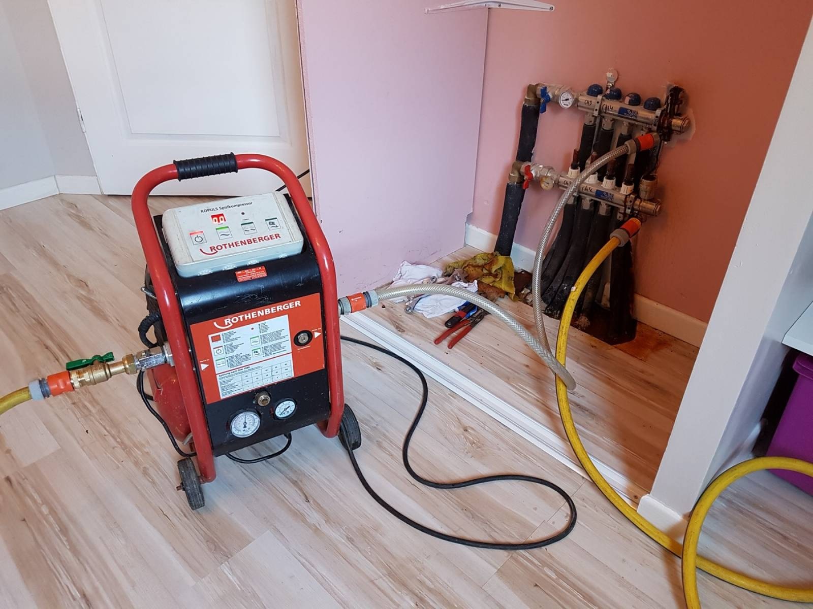Pendik Esenler ECA Kombi Bakımı